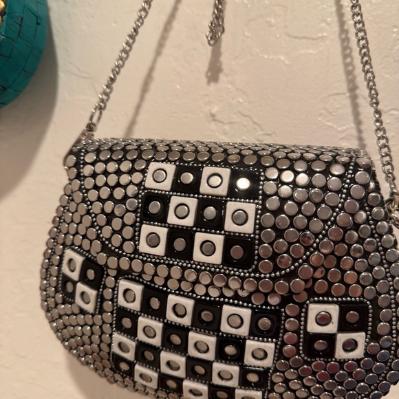 Intricate Design, one of a kind, Ramla bags! Hand made, artistic design style! - Picture 5 of 7